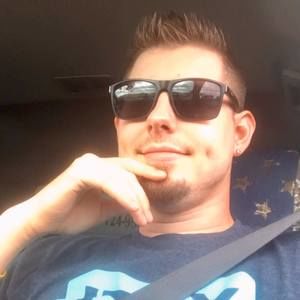 Meet your Posher, Corey